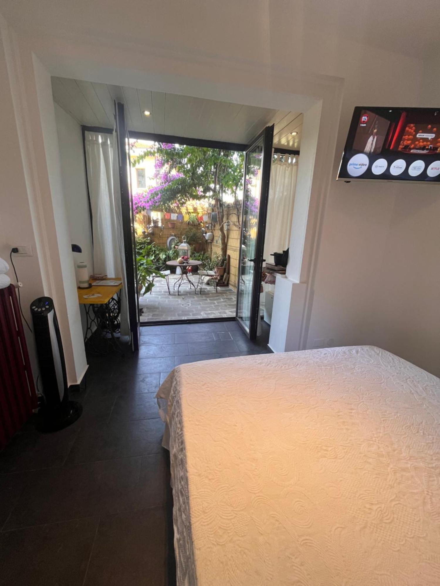 Double Room with Patio