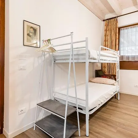 "La Cascina" Bed & Breakfast-2